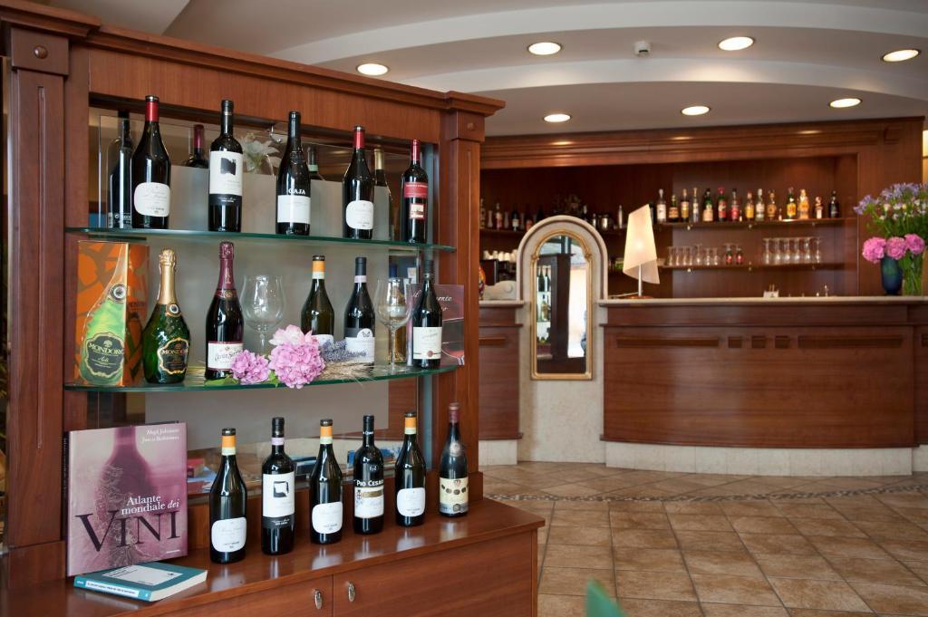 Wine Hotel Munin Canale Exterior photo
